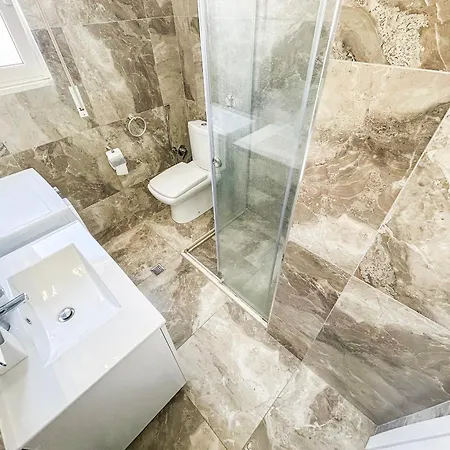Apartament 595