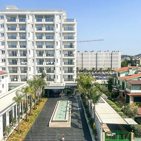 595 Apartament