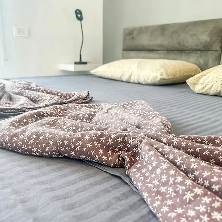Apartament 595 Golem (Tirana)