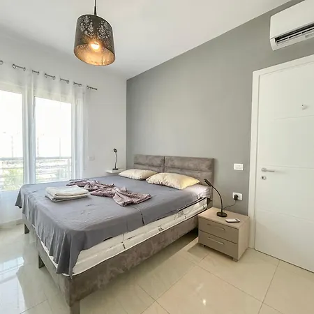 Apartment 595 Golem (Tirana)