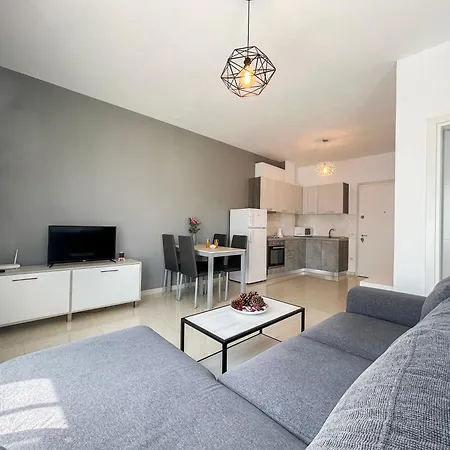 Golem 595 Apartment